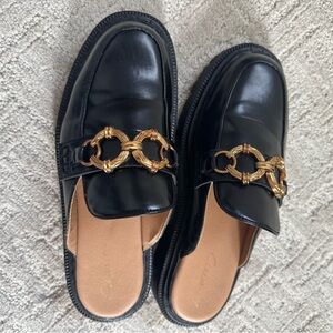 Elegant Black and Gold Women's Mules